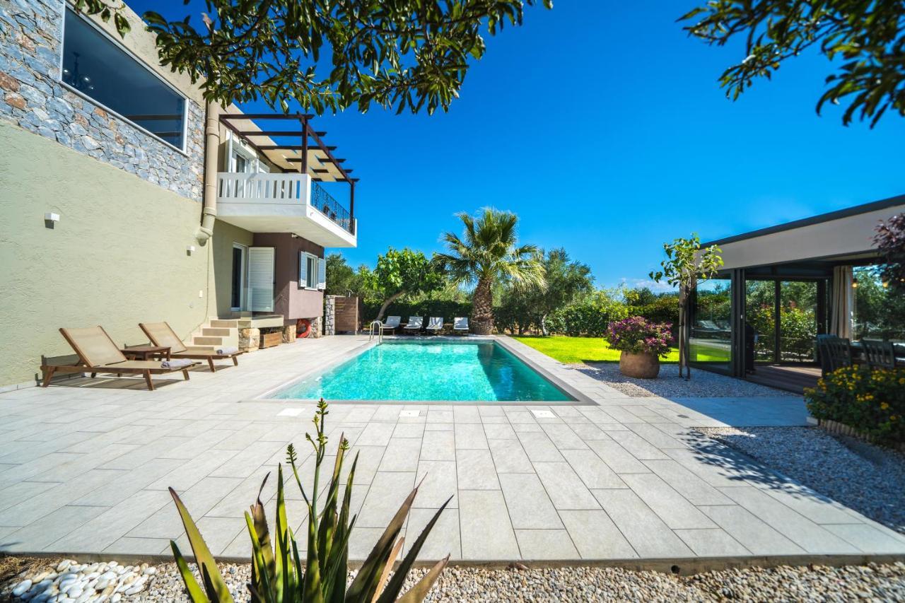 Petronila Luxury Villa With Heated Private Pool Kissamos Bagian luar foto