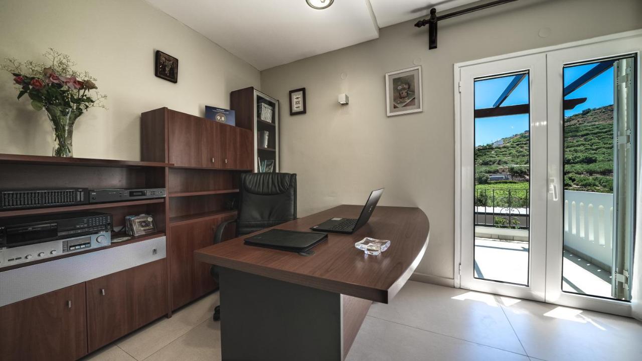 Petronila Luxury Villa With Heated Private Pool Kissamos Bagian luar foto