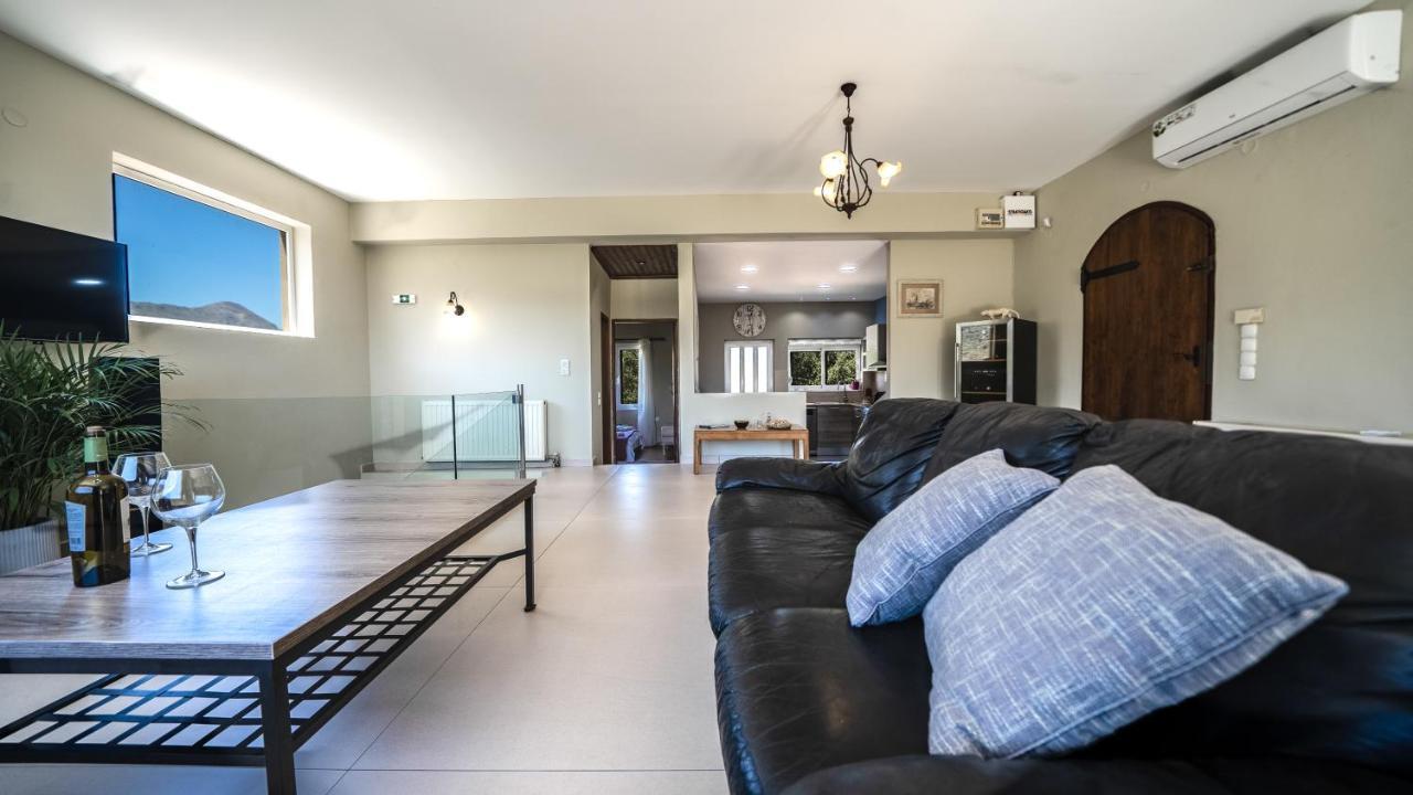 Petronila Luxury Villa With Heated Private Pool Kissamos Bagian luar foto